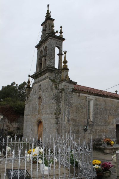 Entrada igrexa