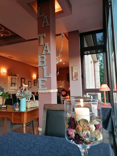 Restaurante La Table