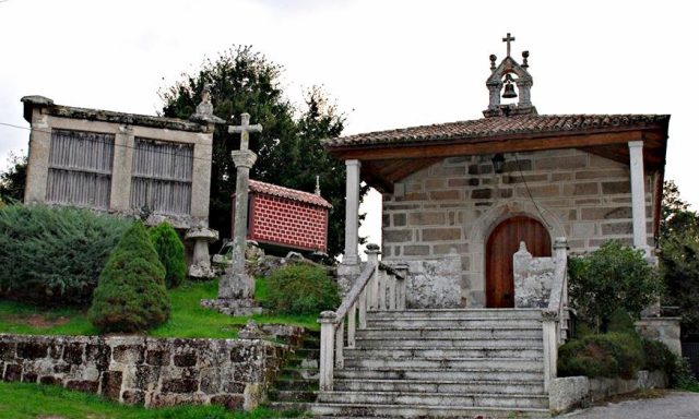 Cruceiro de Castro de Covas