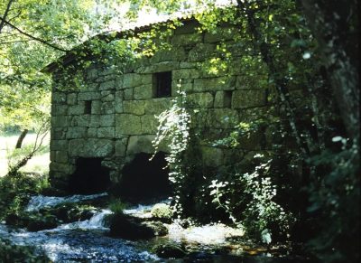 Molino del río Loña