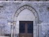 Porta lateral da Igrexa